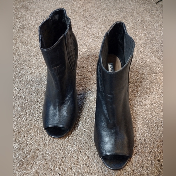 Halogen Black Peep-Toe Ankle Boots 8.5 - Picture 2 of 13